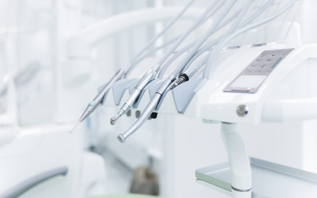 Tratamientos de odontología mínimamente invasivos: conservando la estructura dental